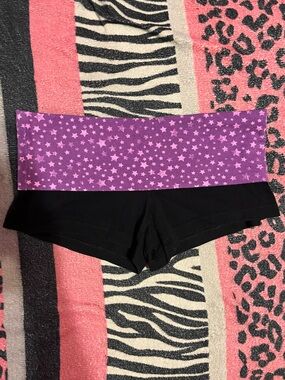 Vintage SO foldover purple star low rise booty shorts